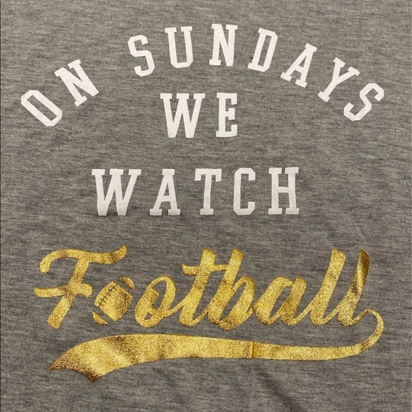 NWT Apt 9 Womens On Sundays We Watch Football Shirt L - Picture 2 of 4